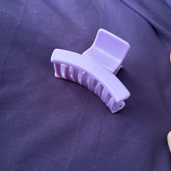 CLAW CLIP - Picture 2 of 2